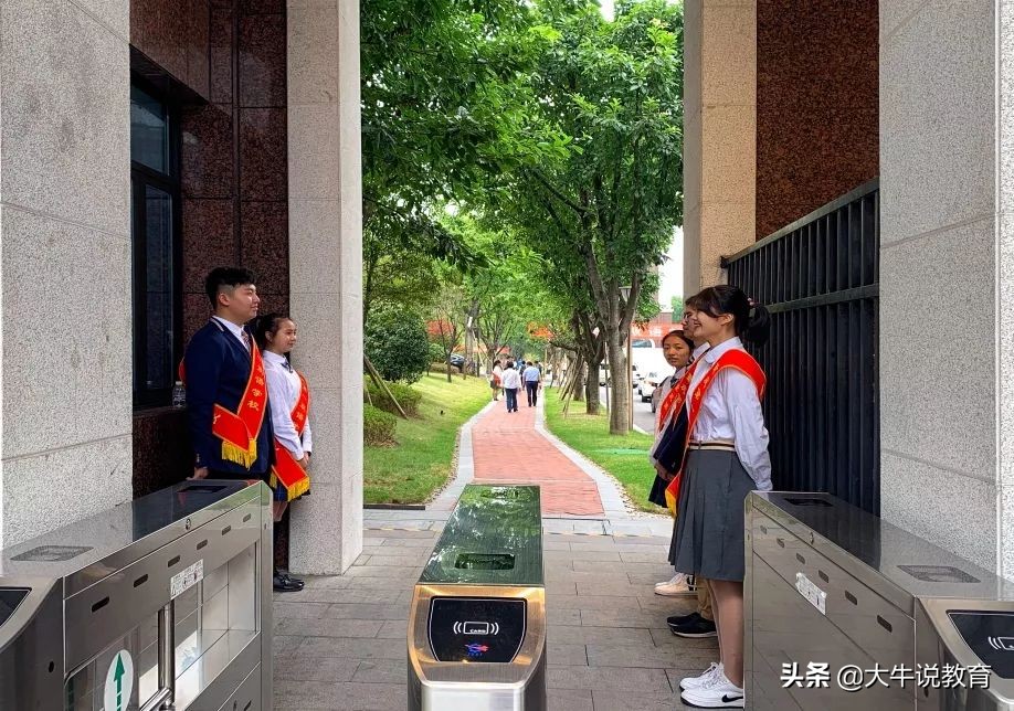 重庆一中文科高考排名前50,重庆一中高中本部怎么样