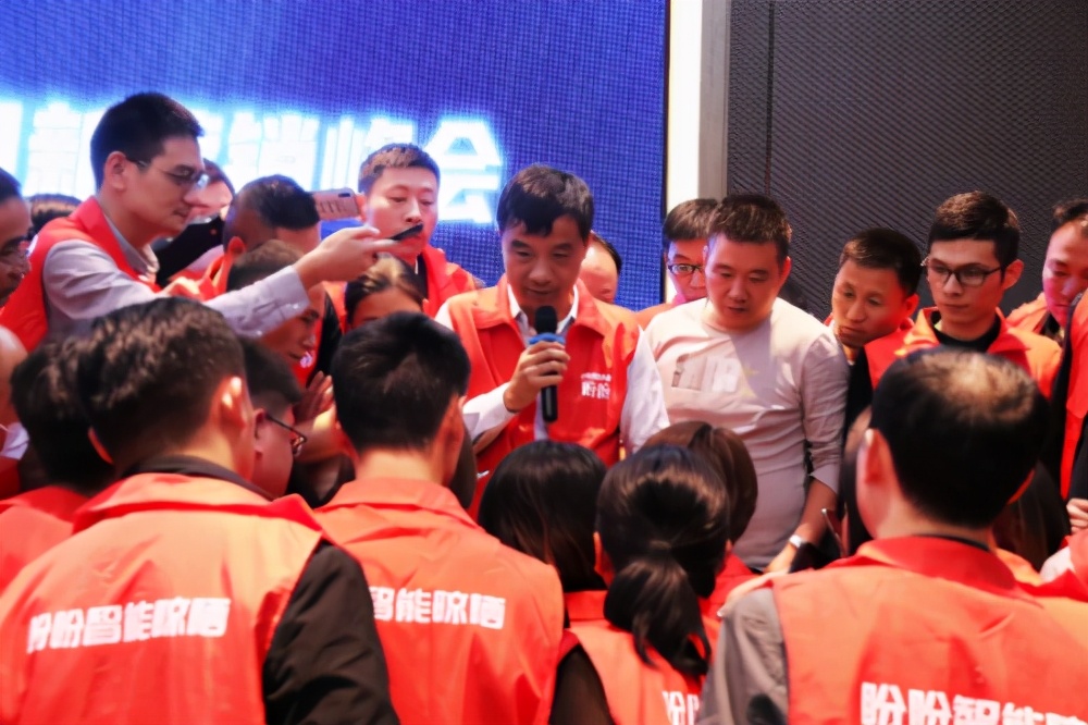 盼盼晾衣架全国火热,盼盼智能晾晒峰会