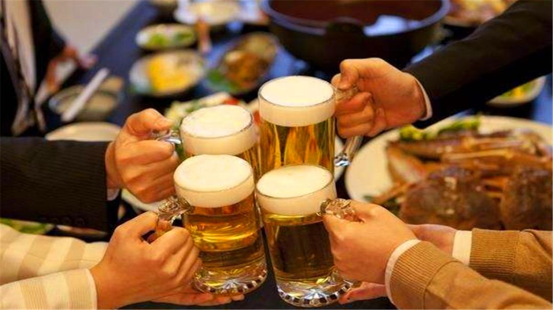 喝了头孢可以吃用酒煮熟的食物吗,吃头孢能吃含酒食物吗