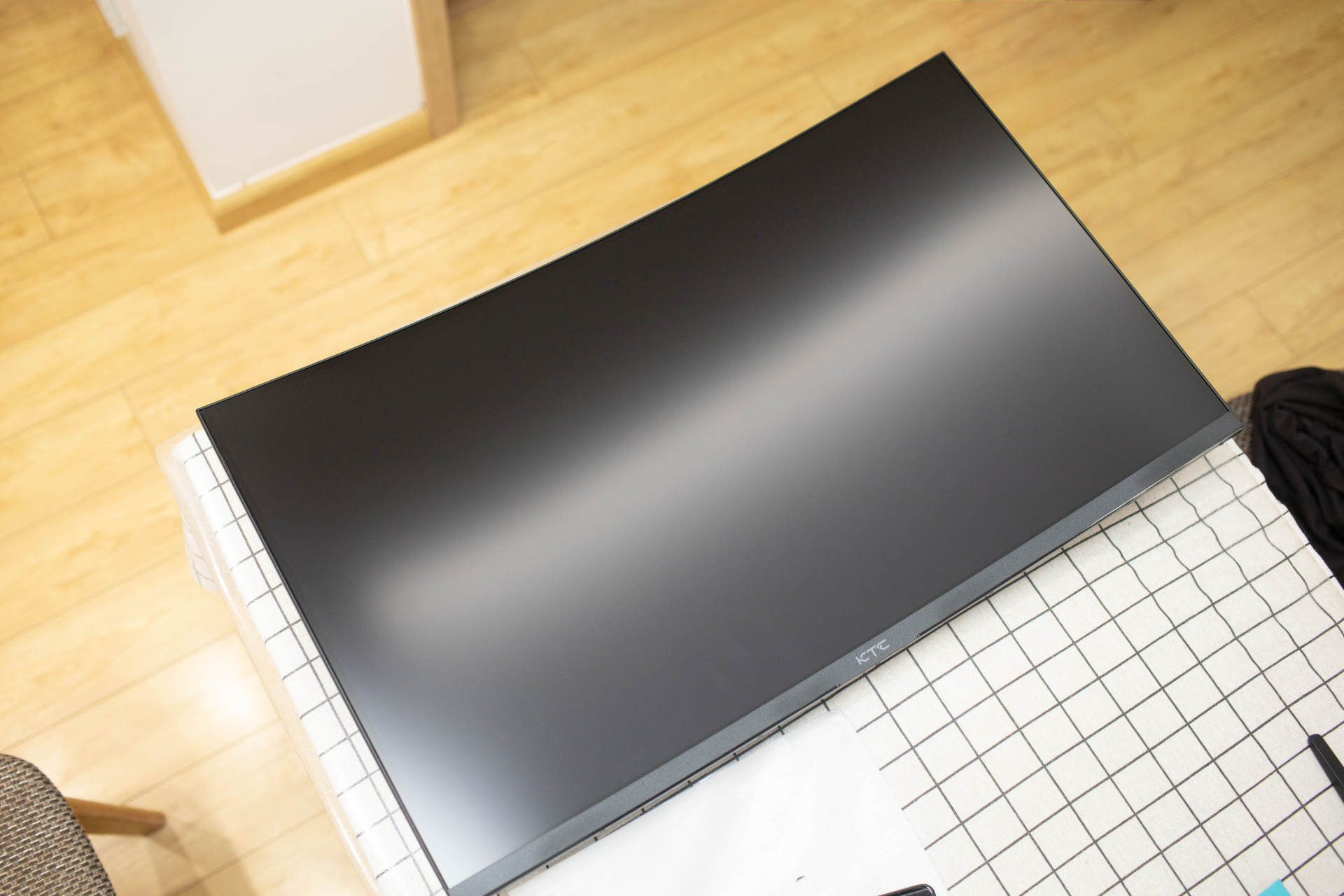 ktc48寸显示器,32寸显示器1k144hz游戏体验