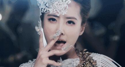 为什么被劈腿后越来越自卑,被劈腿的女孩的心理