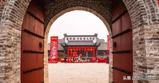 建业樱桃沟足球小镇,郑州樱桃沟建业足球小镇要门票吗