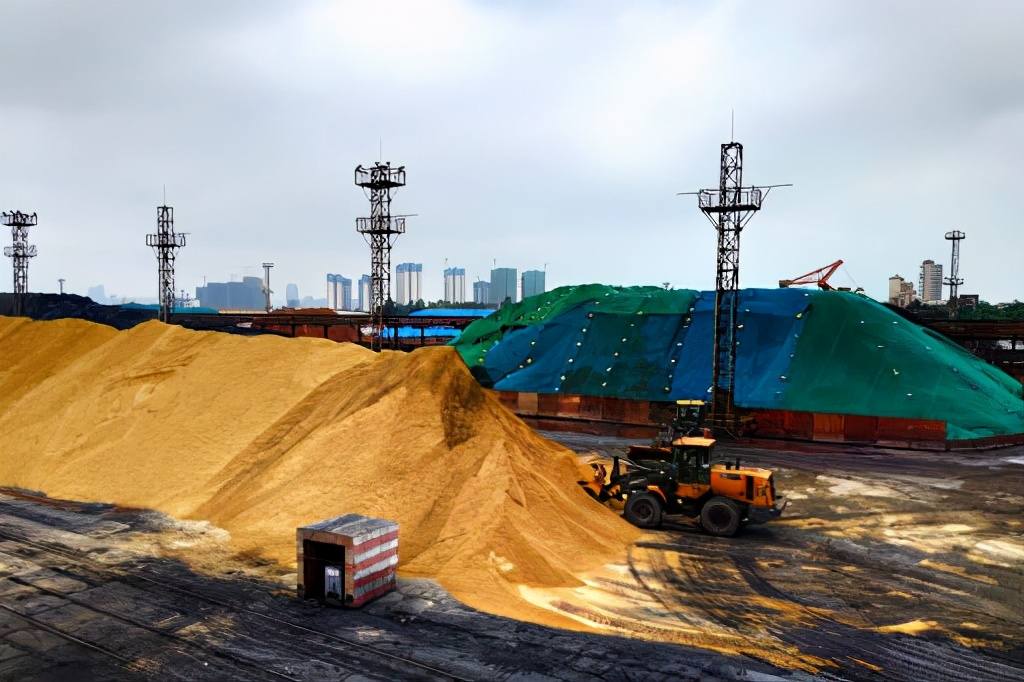 沙漠的沙子还没找到用途吗,沙漠的沙子真的一点用都没有吗