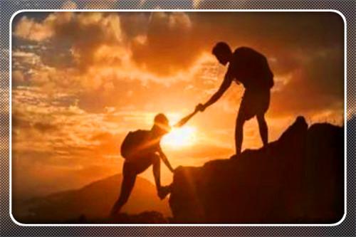 当前形势下创业适合干什么,年轻人创业起步大家有什么建议