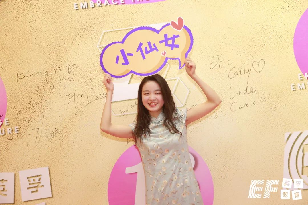 鑻卞瓪澶哄啝,鑻卞瓪娲诲姩鍥為【