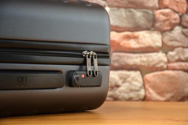 出差必备神器旅行箱,旅行必备神器行李箱