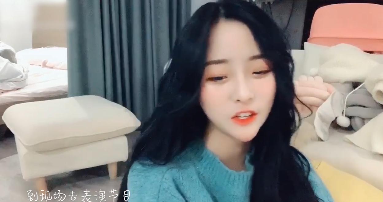 起底熊猫二姐小饼妹，清纯可爱却是一个饿了能把自己吃掉的二货！