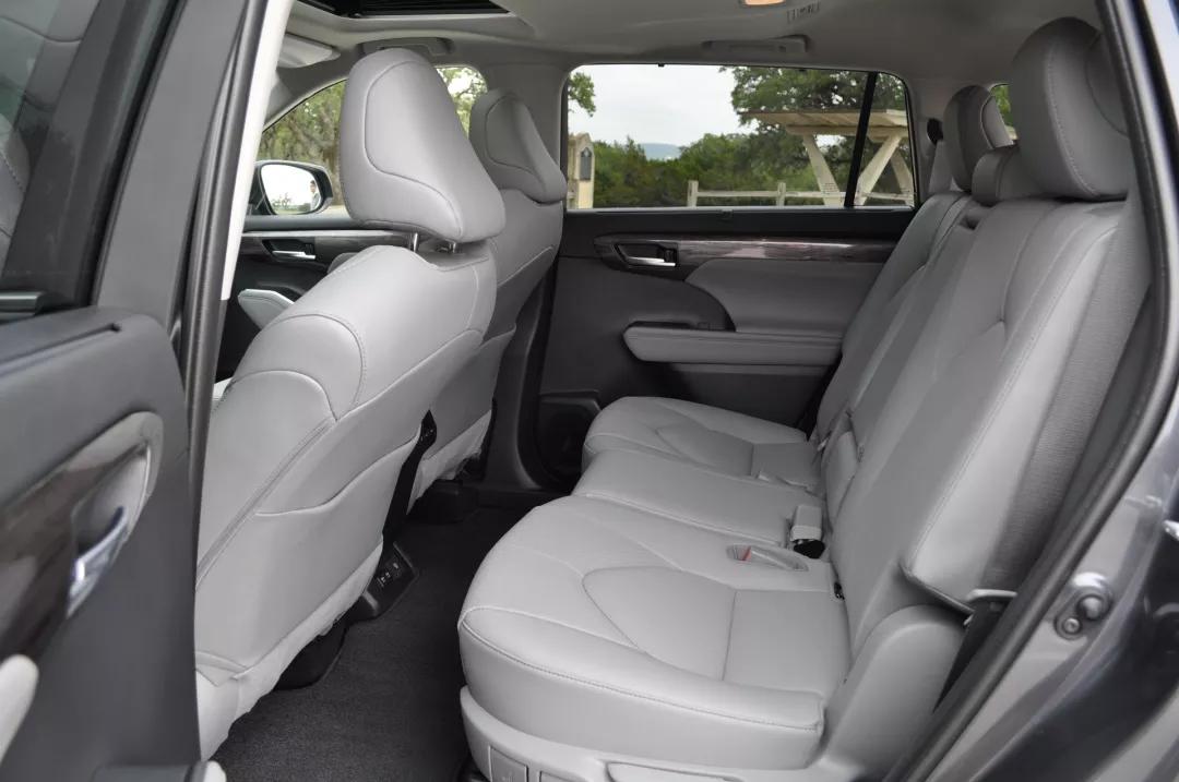 试驾汉兰达2022款,汉兰达两驱精英7座试驾视频