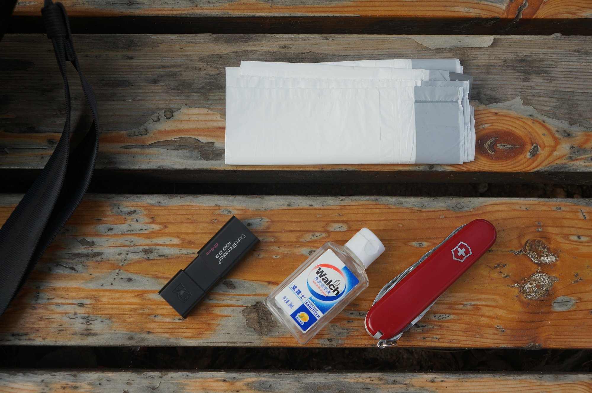 休闲轻便胸包,简单百搭休闲胸包