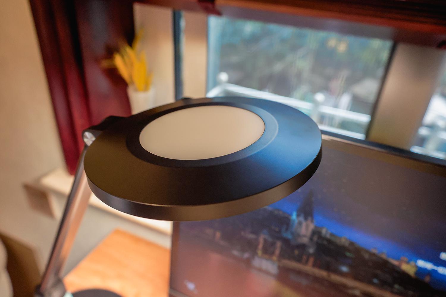 台灯护眼自动调节AA级,自动感应护眼台灯