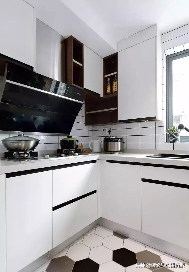 老公房40平一室改两室户型图,40平老公房一字型直筒改复式设计