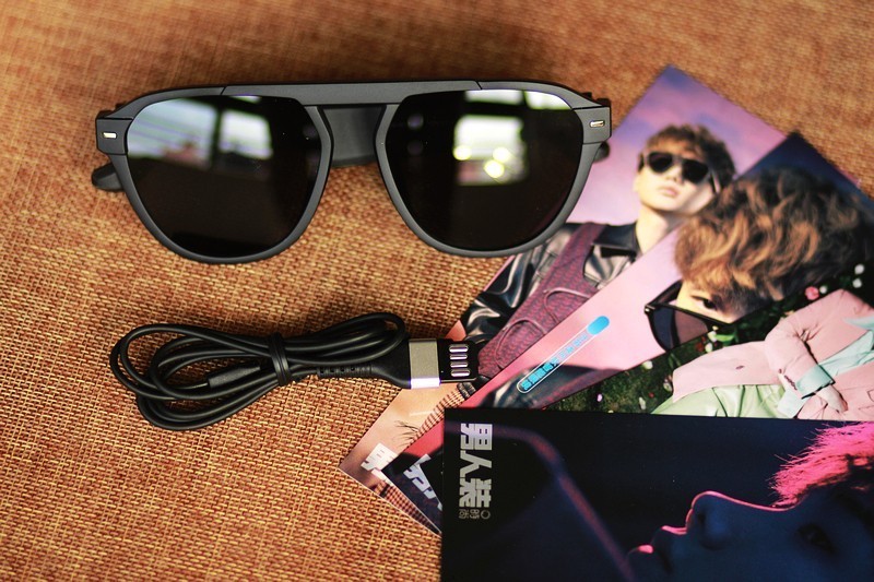 海伦凯勒日夜两用太阳眼镜,海伦凯勒蓝牙眼镜