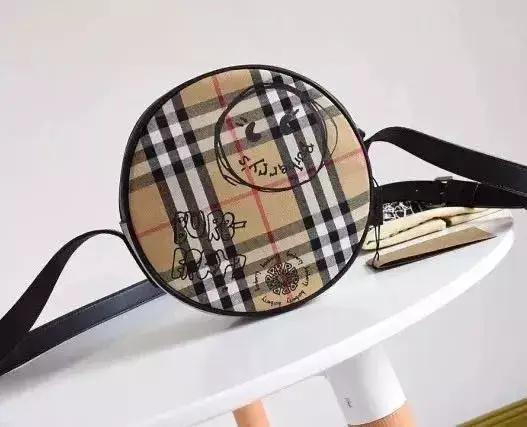 burberry风衣2018款,burberry风衣最新款2023