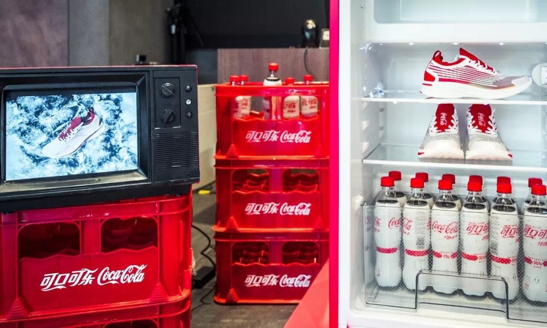 安踏可口可乐联名球鞋第二代测评,安踏可口可乐联名球鞋试穿