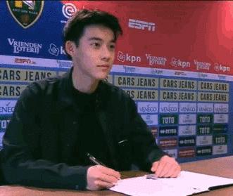 足坛中的陈冠希,足球运动员陈冠希