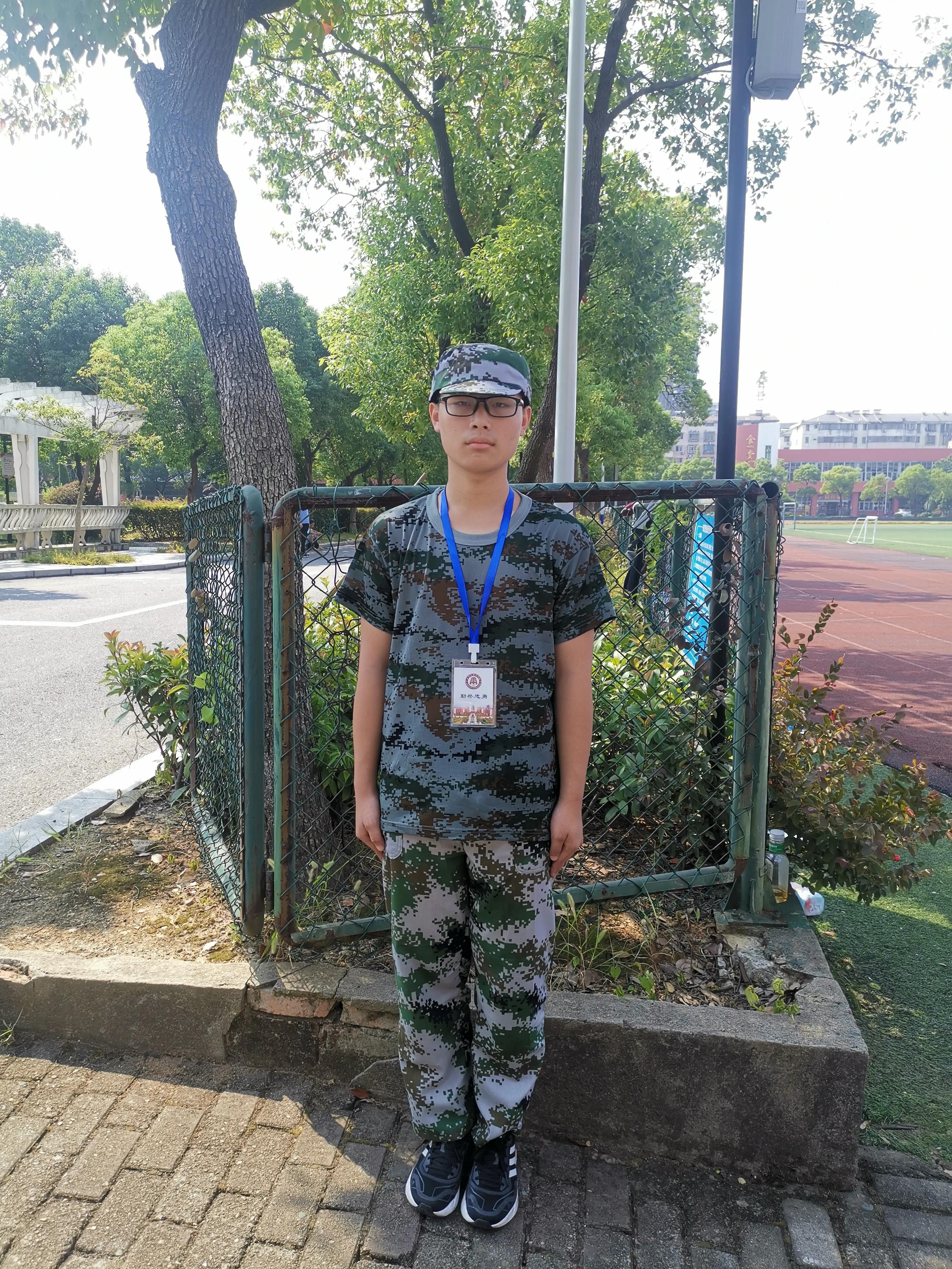 军训日记加图,军训红十字日志