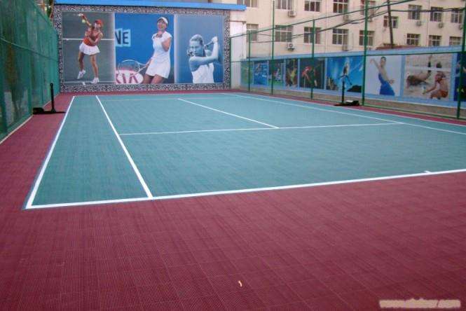 室内木地板网球场地面材料,网球场最适合的地面材料