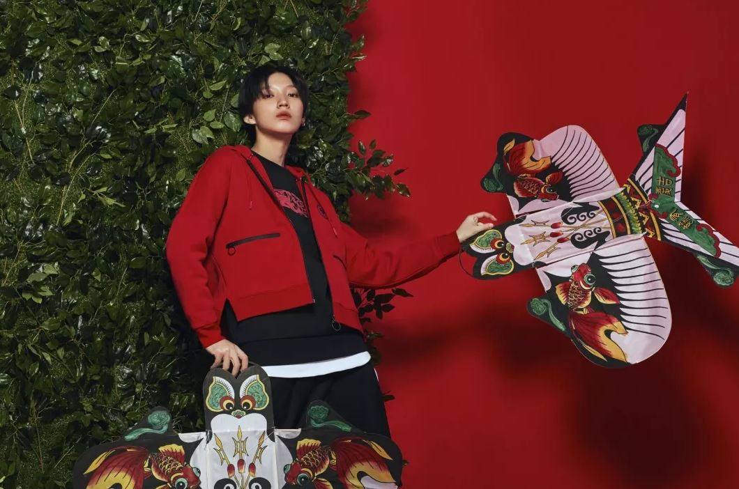 李宁2019年时装秀重燃系列,李宁春季装