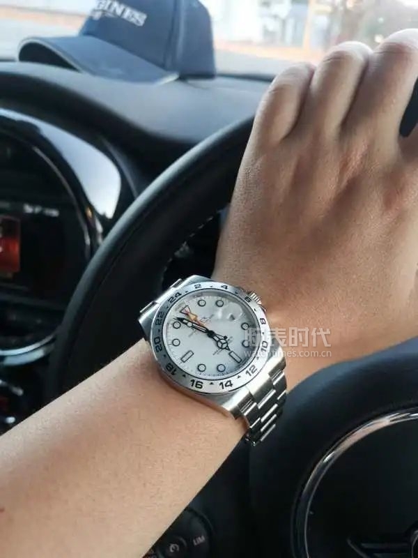 网友晒上千万的手表,网友晒1300手表