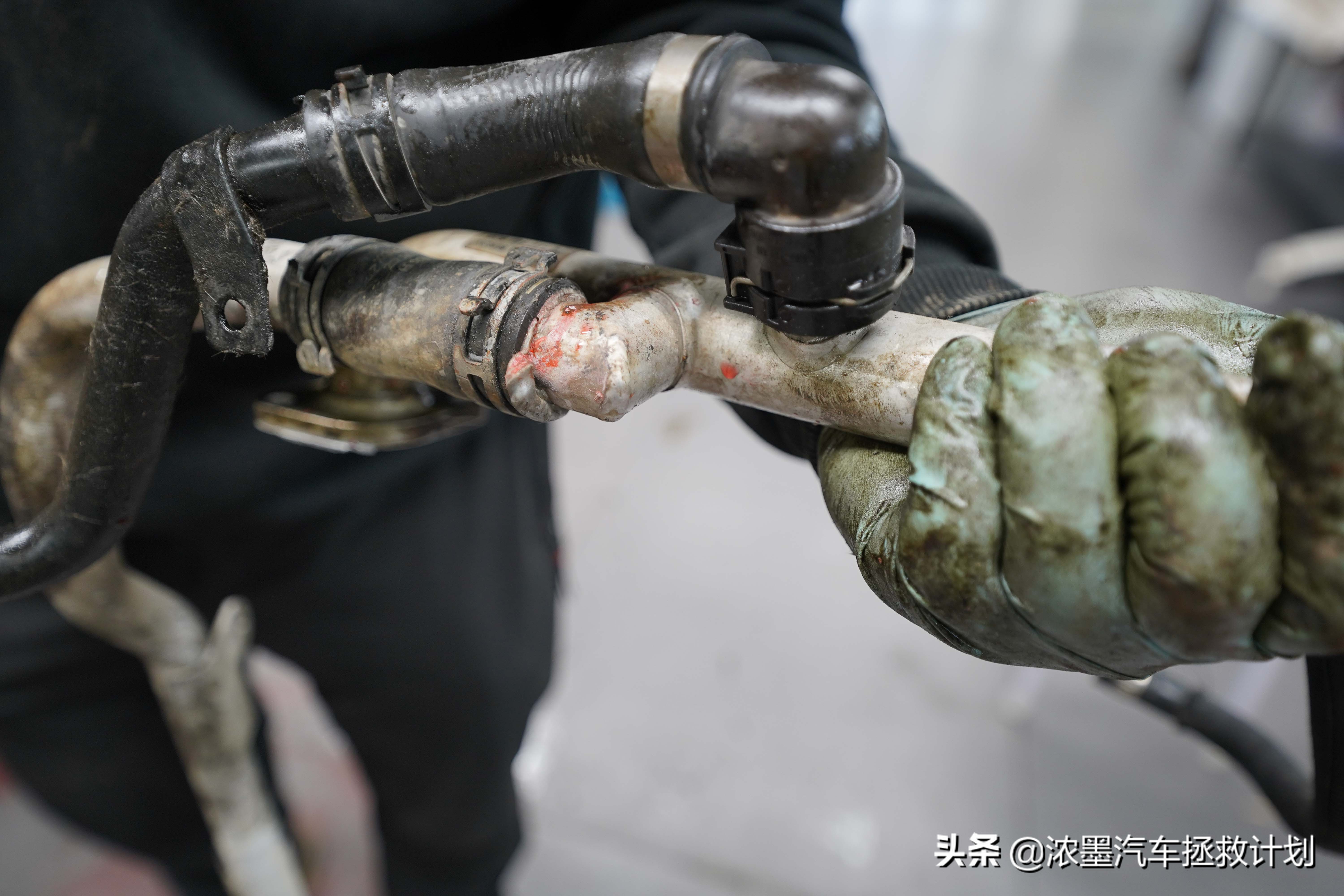 09款途锐全车修复翻新,完美修复一台即将报废的途锐