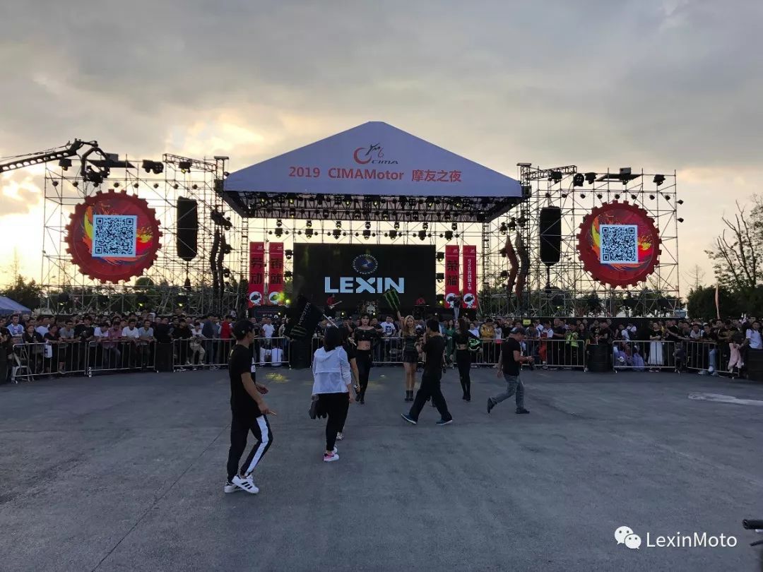 lexin头盔蓝牙耳机使用说明,lexin蓝牙耳机头盔