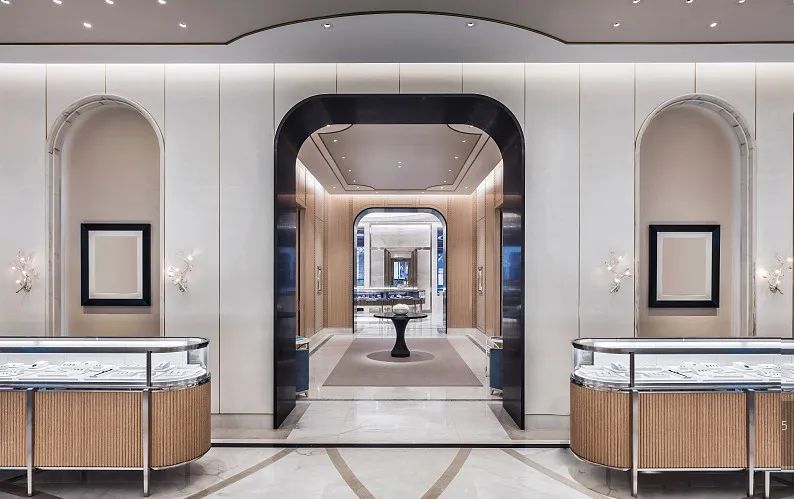 行业揭秘：同一款式不同价格，大金店背后的小加工厂