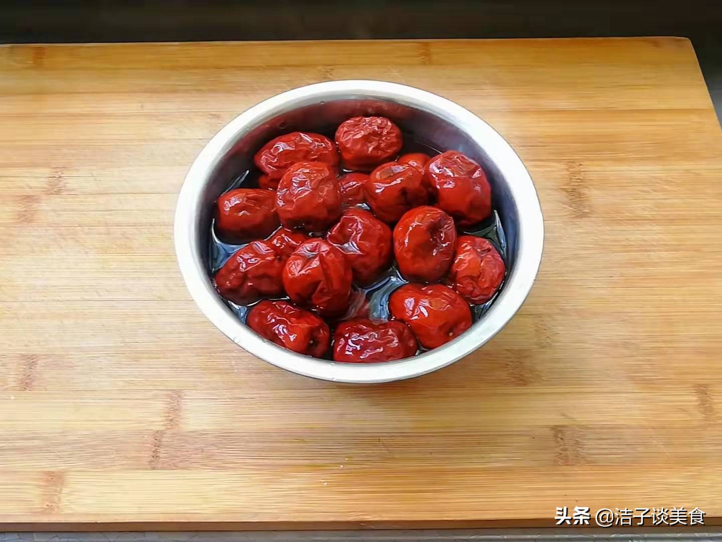 想吃枣糕不用买,想吃蛋糕不用买只需要电饭煲