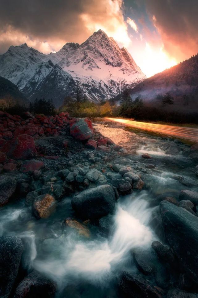 阿坝州红叶之旅,什么时候去阿坝州看秋景最佳