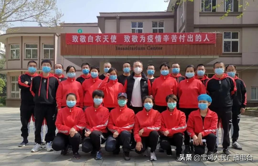 我是群主退群的话会解散群吗,群主退群是不是群就解散了