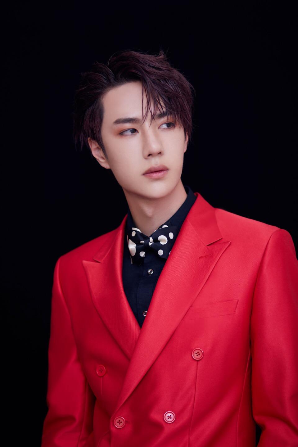 《陈情令》王一博赛车不是玩票：我是职业选手不想当赛车场的花瓶