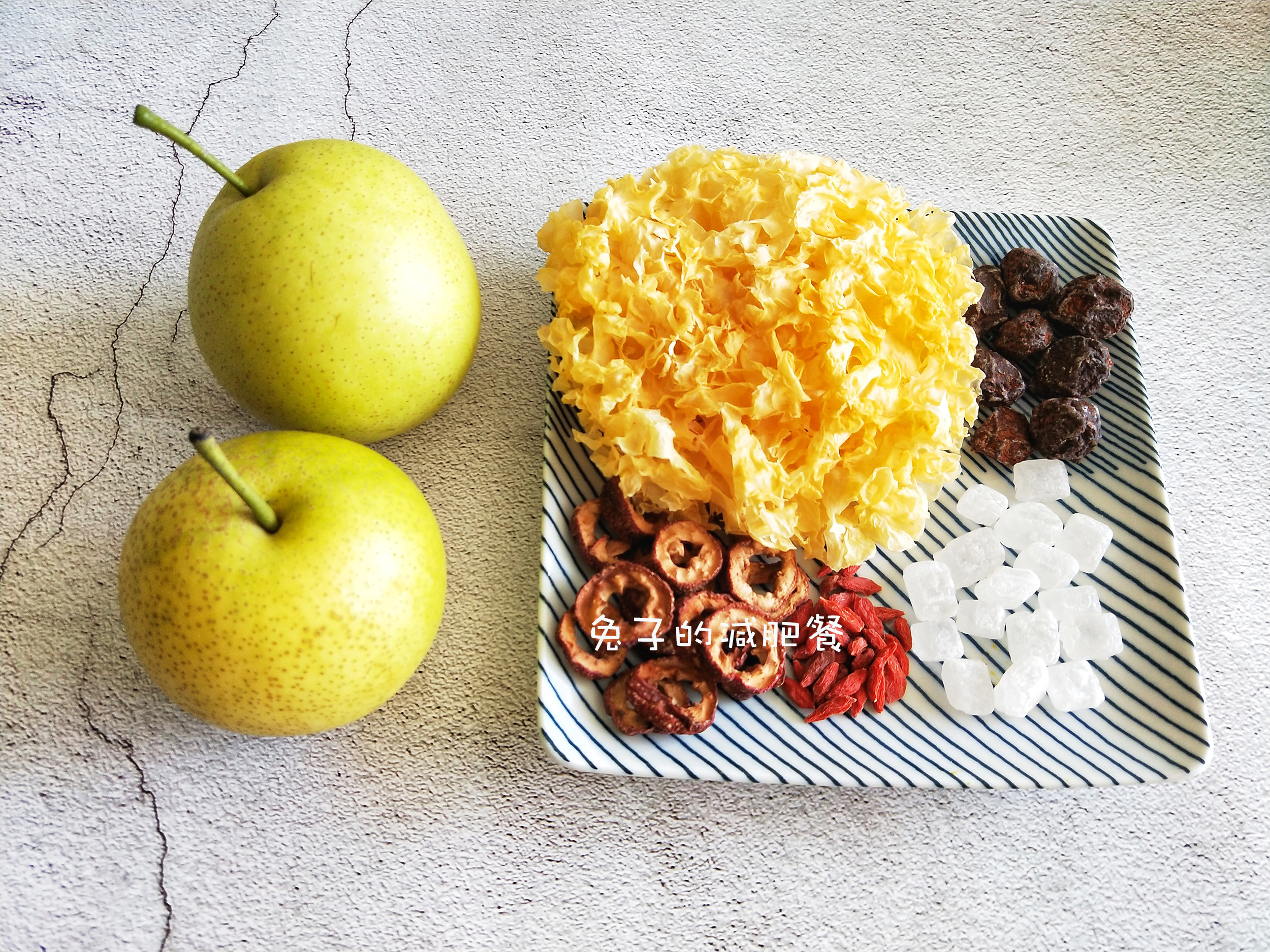 冬季清肺润喉吃什么汤,冬天降火润肺润喉汤