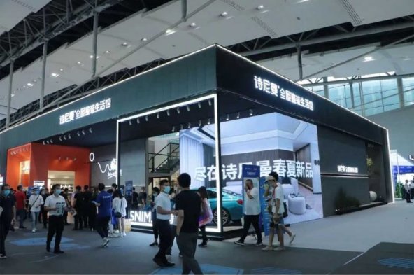 诗尼曼全屋定制衣柜标配效果图,诗尼曼定制衣柜多少钱一平方