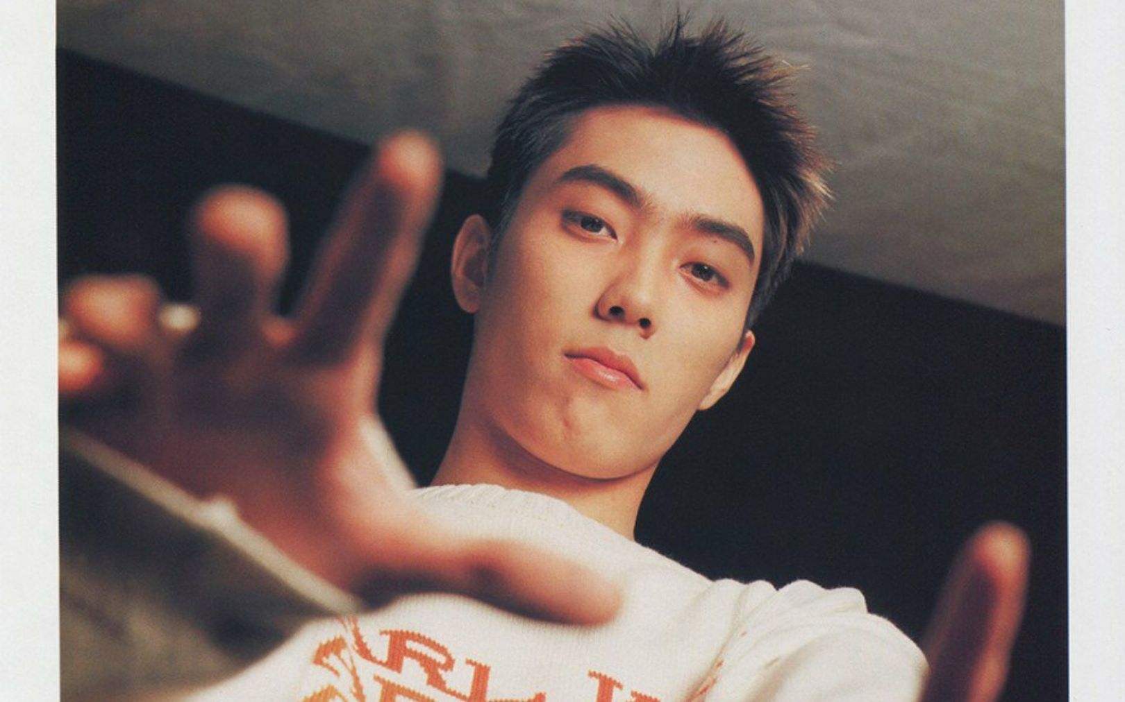 他是韩国顶级爱豆,曾经2次酒驾,结婚2年便离婚,现还活跃在一线