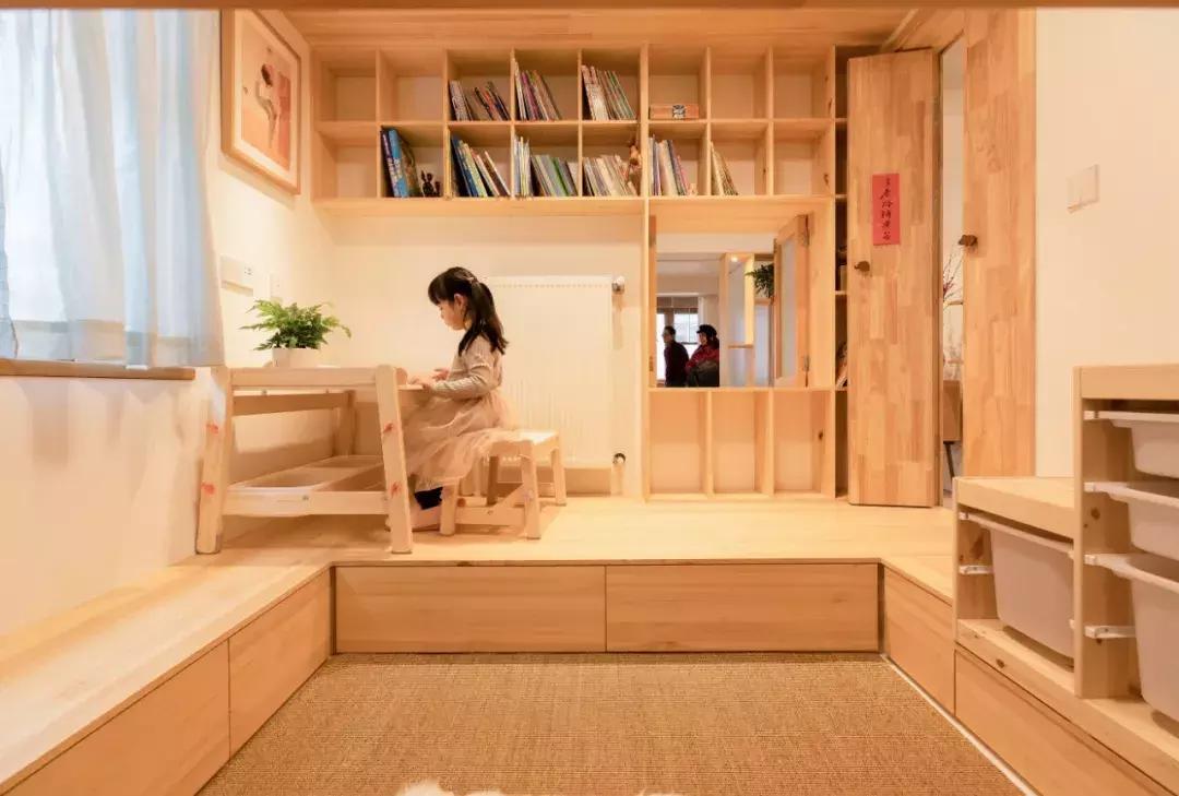 8㎡塞下一整个儿童游乐场?妈妈用爱爆改45㎡「老破小」