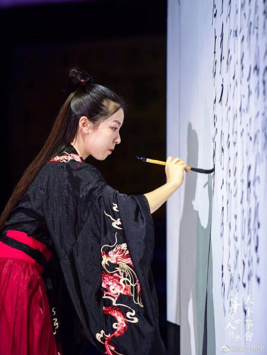 中央音乐学院古筝神童,以第一的成绩考入央美