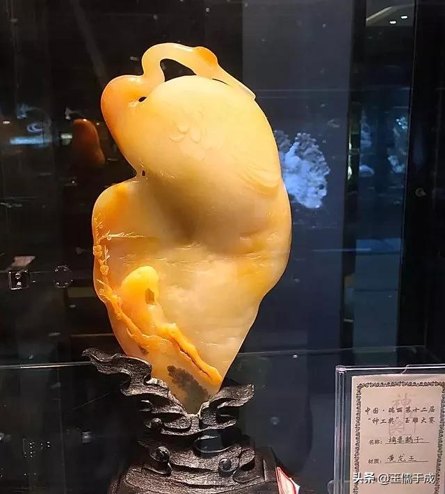 图解石英岩玉与翡翠的区别,石英岩玉和碳酸盐质玉哪个值钱