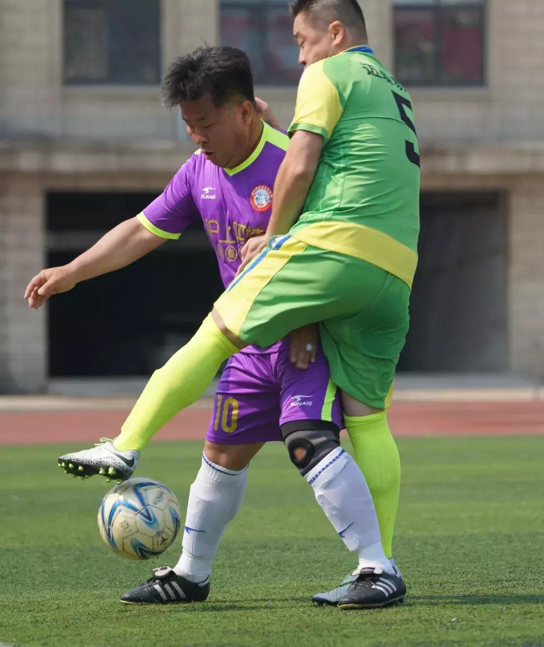 「烟台联赛战报」这领先优势,也忒大了吧