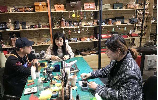 大同文创｜大同大学创业小组参观星茂汇小世界手工坊