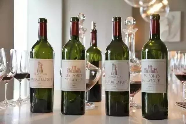 木桐玛歌拉图柏图斯康帝红酒,拉菲拉图玛歌木桐哪个性价比高