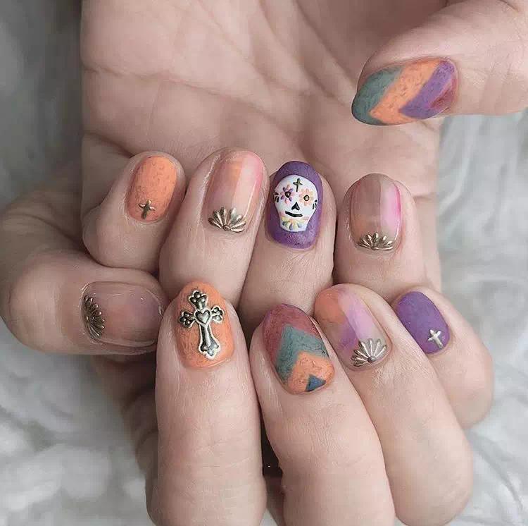 奶油皮纹法式格纹美甲教程,皮草胶美甲款式图案