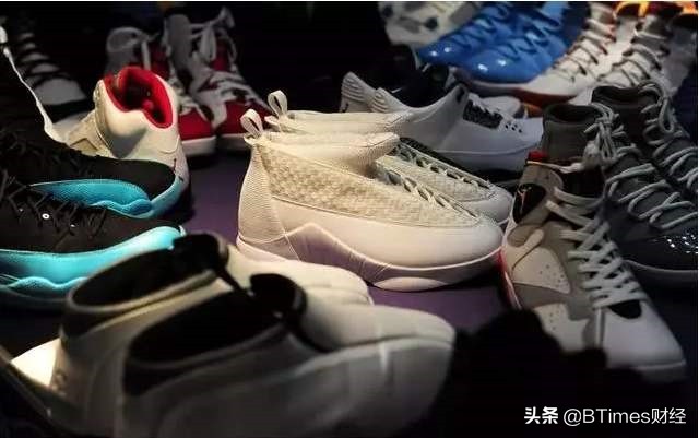 叫价6万，一双被当成艺术品交易的鞋！网友：看不下去