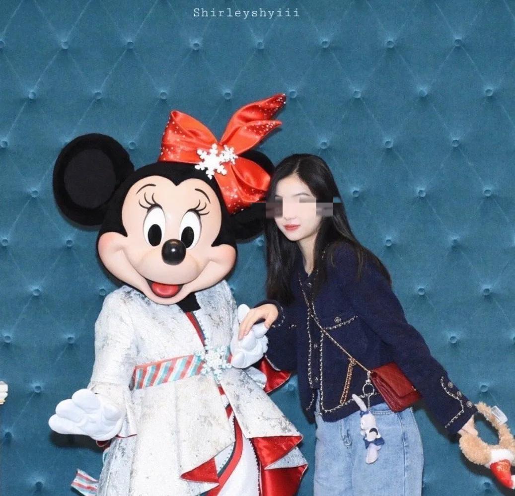 迪士尼冒牌公主,上海迪士尼冒牌公主