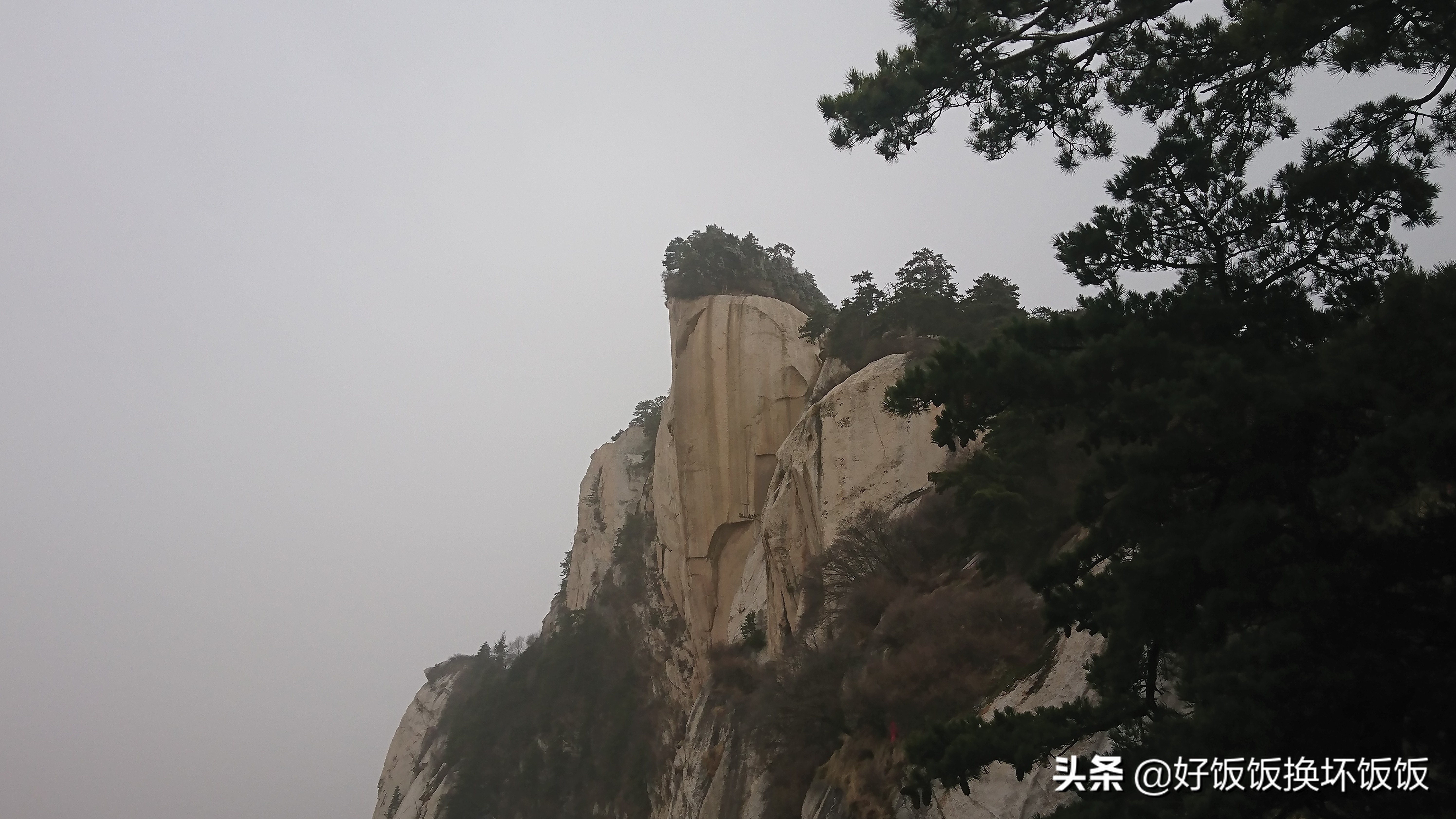 华山站到华山北峰怎么走,华山西峰到华山北峰山路怎样