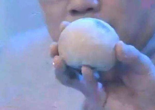 大姐戴500块的夜明珠鉴宝,500元的夜明珠鉴宝视频