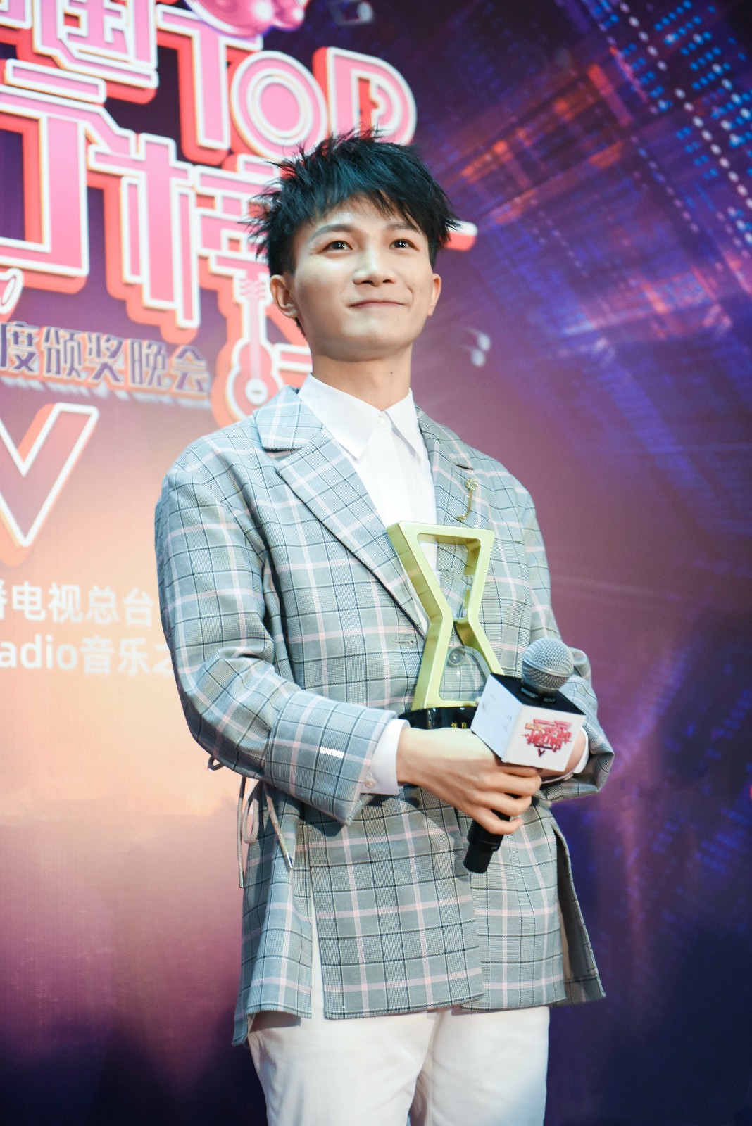 周深华语奖,周深缘起reaction