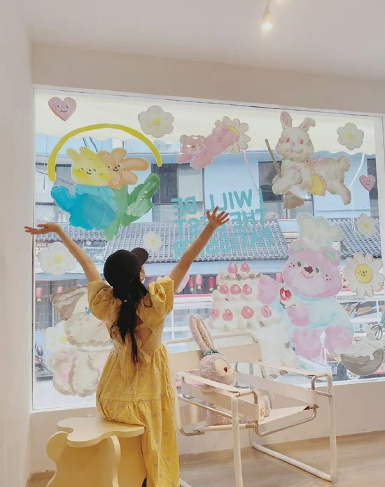 乔欣的迷你包包是什么品牌,乔欣最近有什么剧