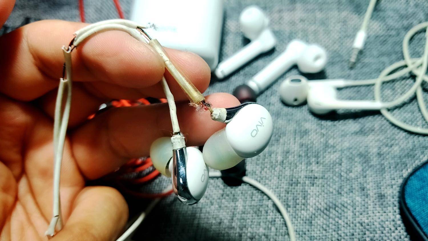 耳机是个绕不开的设备,蓝牙耳机到底有什么好?