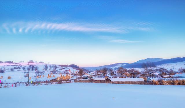 黑龙江省牡丹江市雪乡第一场大雪,雪乡迎来深秋第一场雪