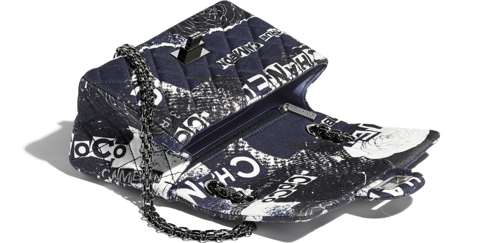 chanel2.55黑金,chanel2.55过时了么