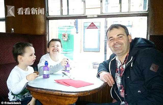 男子中*彩大**买豪车*欢寻**败露勒死两子后捅妻自杀